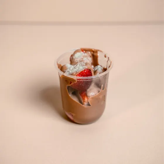 Strawberry Cup - Milk Chocolate