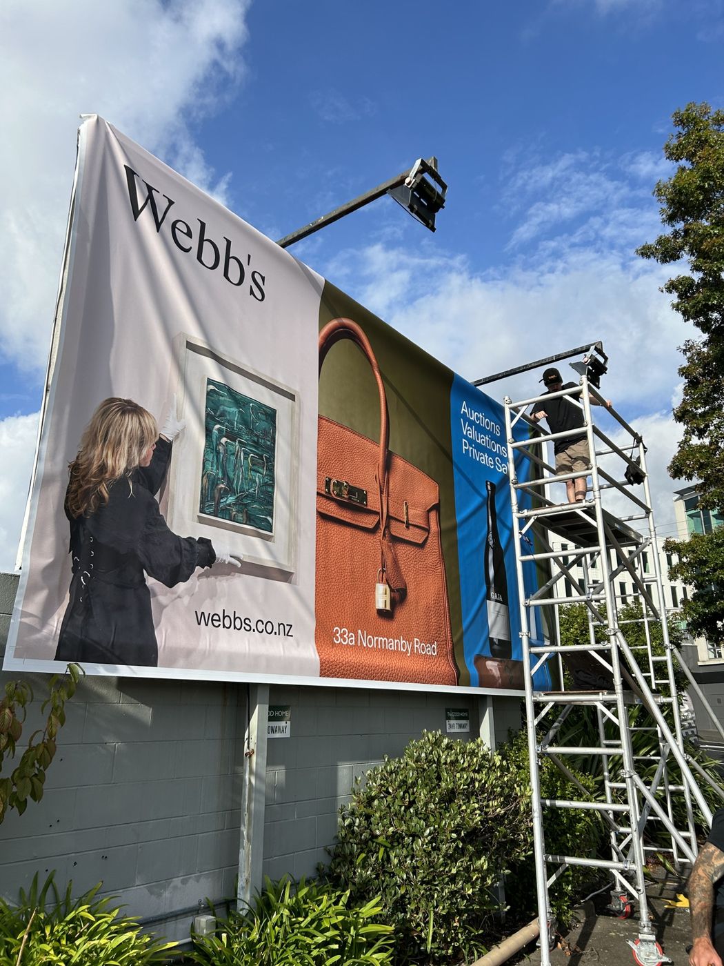 Building Signage and Installation