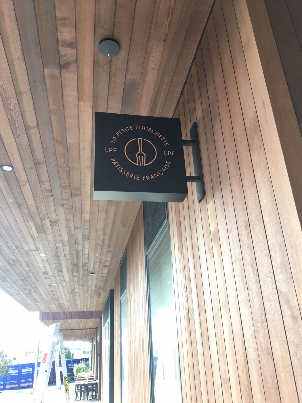 Building Signage and Installation